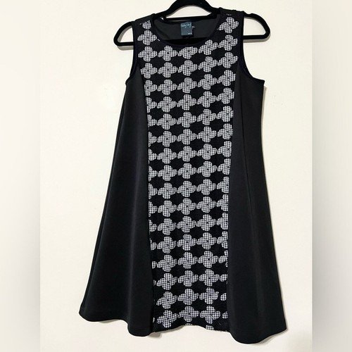 Gabby Skye black and white floral sleeveless a-line business dress church wear